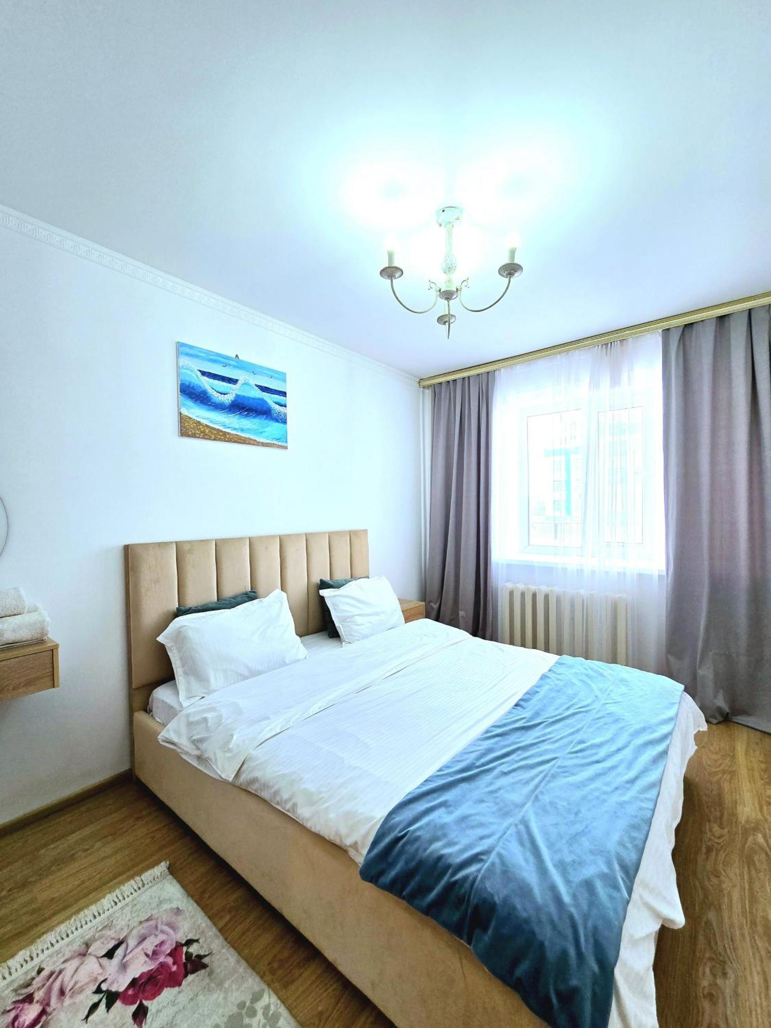 Двухкомнатная "Аэропорт Астана" Apartment Екстериор снимка